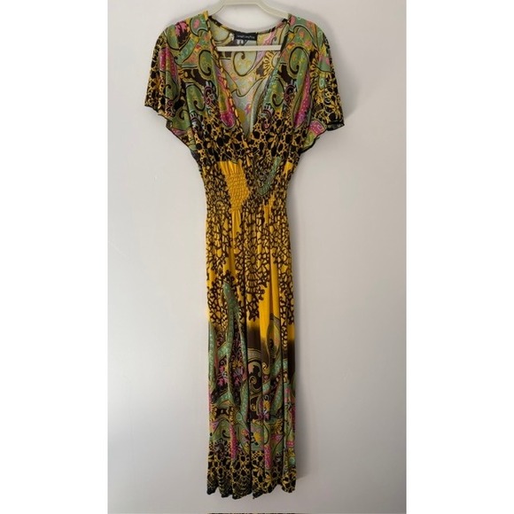 Liang E Liang Ying Dresses & Skirts - Liang E Liang Ying Yellow Paisley Leopard Print Smocked Waist Boho Maxi Dress